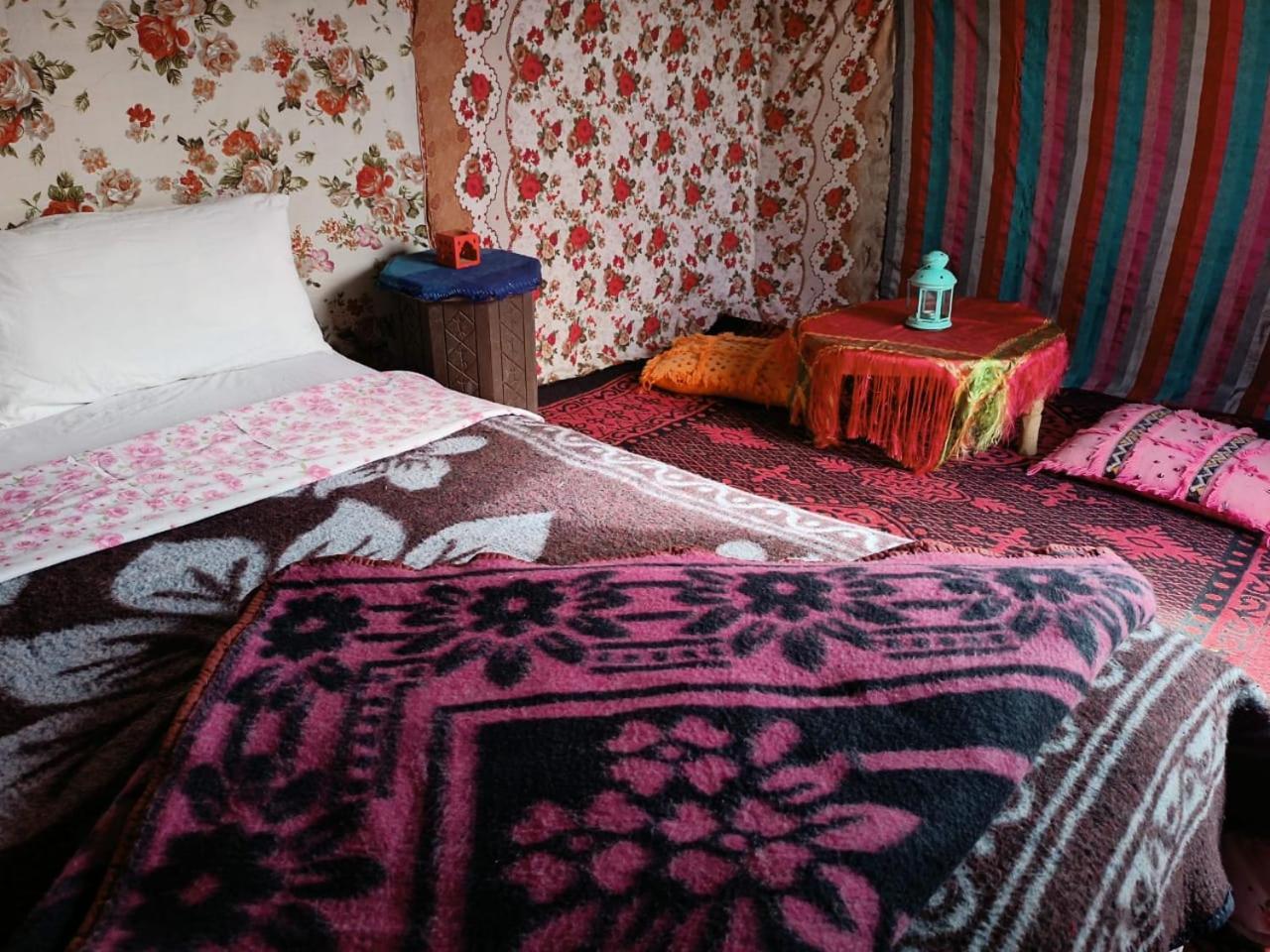 Camp Familia Erg Chebbi Hotel Мерцуга Екстериор снимка