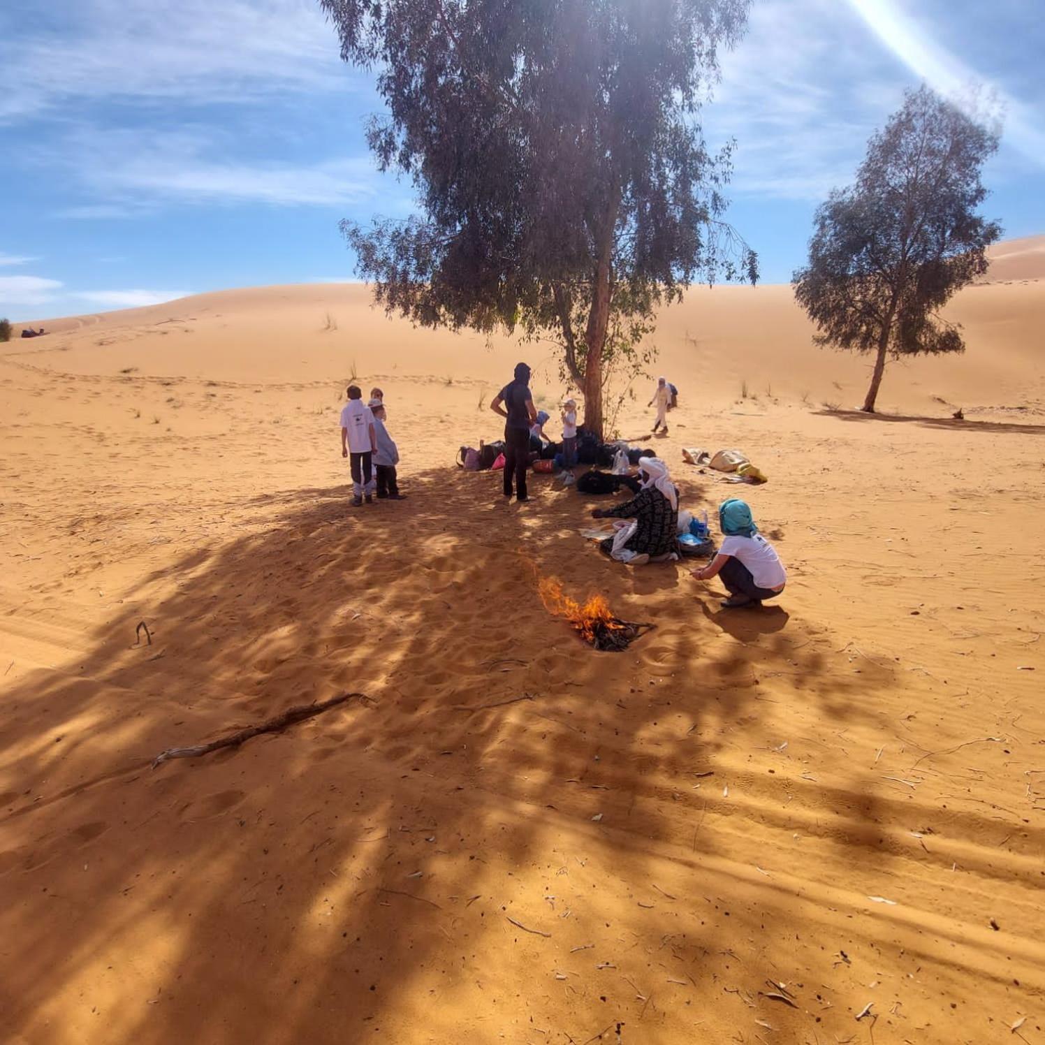 Camp Familia Erg Chebbi Hotel Мерцуга Екстериор снимка